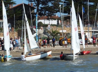  44 小时的帆船学校 